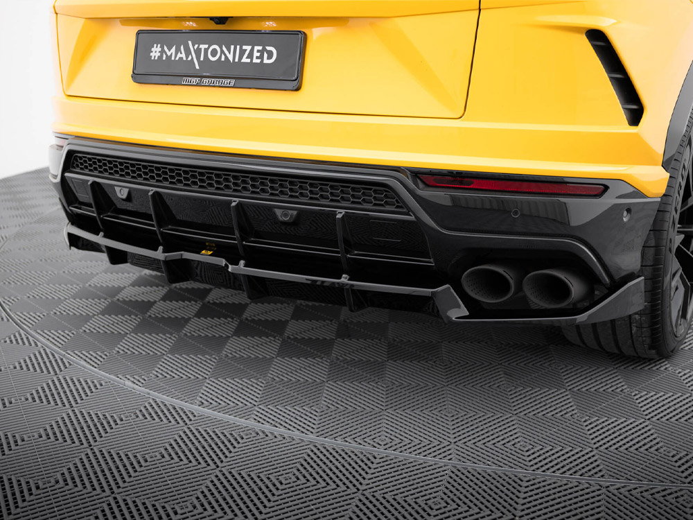 Central Rear Splitter (Vertical Bars) Lamborghini URUS Mk1 - 3 