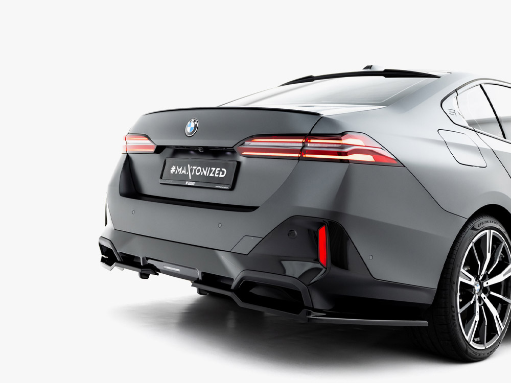 Rear Splitter (Vertical Bars) V.2 BMW 5 / i5 M-Pack Sedan / Touring G60 / G61 - 4 