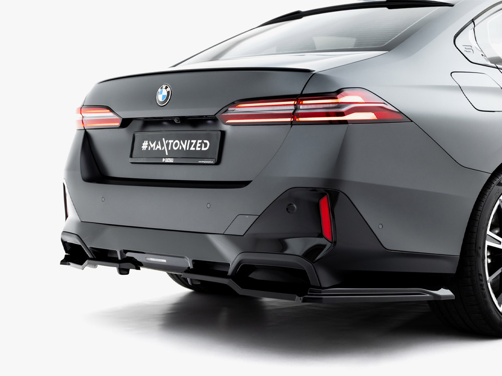 Rear Splitter (Vertical Bars) V.1 BMW 5 / i5 M-Pack Sedan / Touring G60 / G61 - 4 