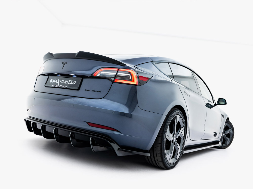 Rear Side Splitters V.2 Tesla Model 3 - 2 