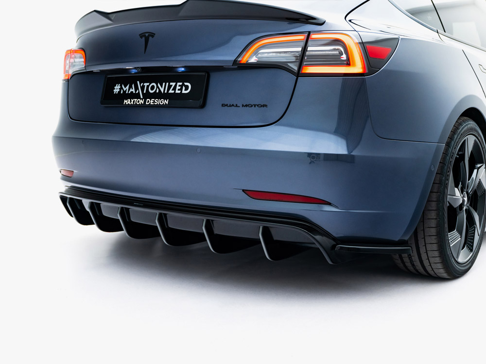 Rear Valance V.2 Tesla Model 3 - 4 