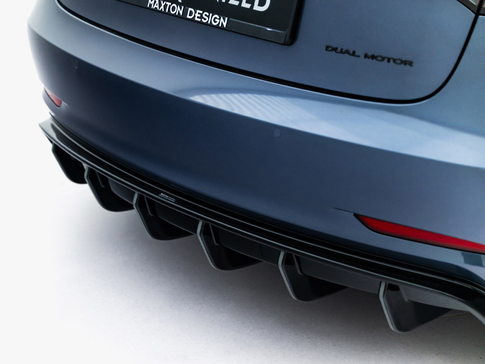 Rear Valance V.2 Tesla Model 3 - 7 