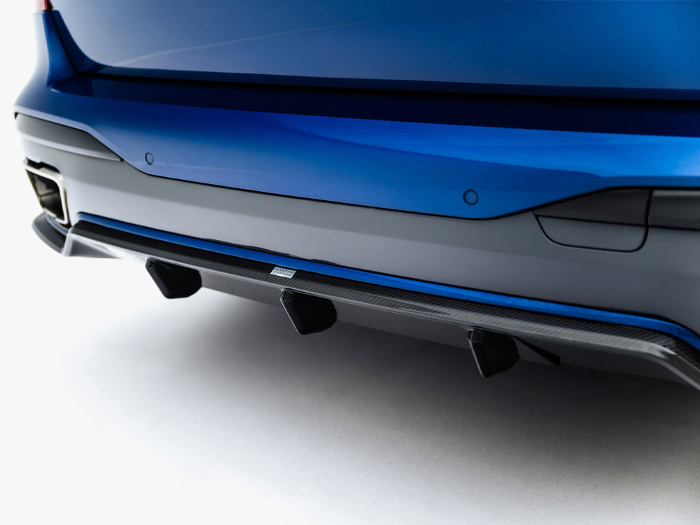 Prepreg Carbon Fiber Rear Diffuser BMW X7 M-Pack G07 / G07 Facelift (version with towbar) - 6 