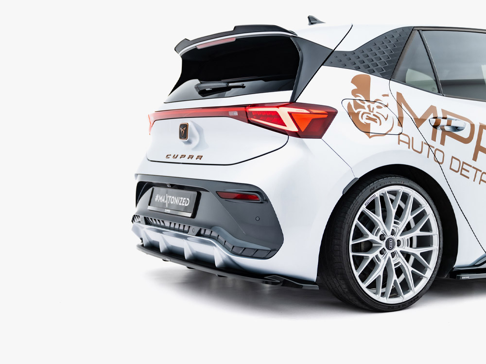 Rear Splitter (Vertical Bars) Cupra Born Mk1 - 3 