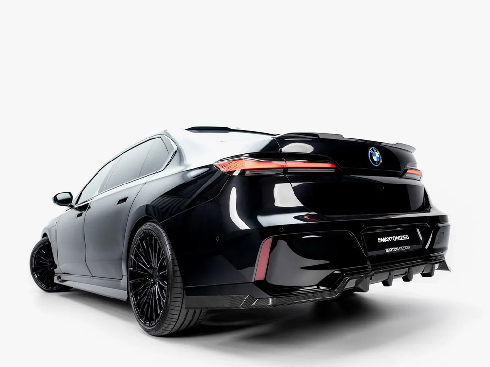 Prepreg Carbon Fiber Rear Splitter (Vertical Bars) BMW 7 M-Pack / i7 M-Pack G70 - 2 