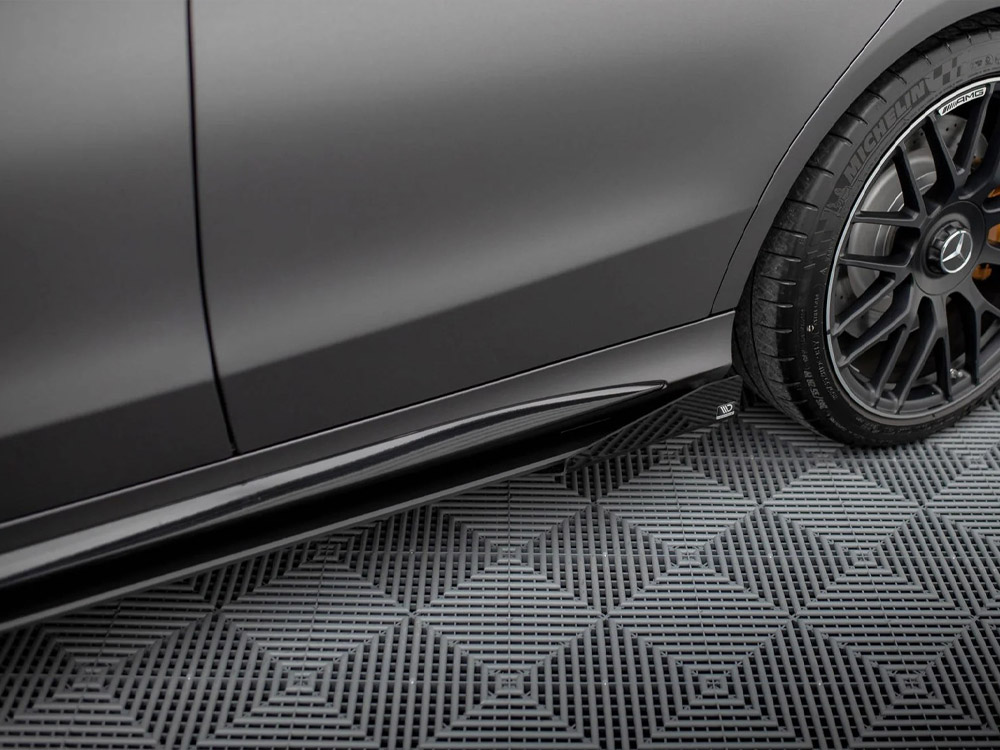 Side Flaps Mercedes-AMG C63 Sedan / Estate W205 Facelift - 4 