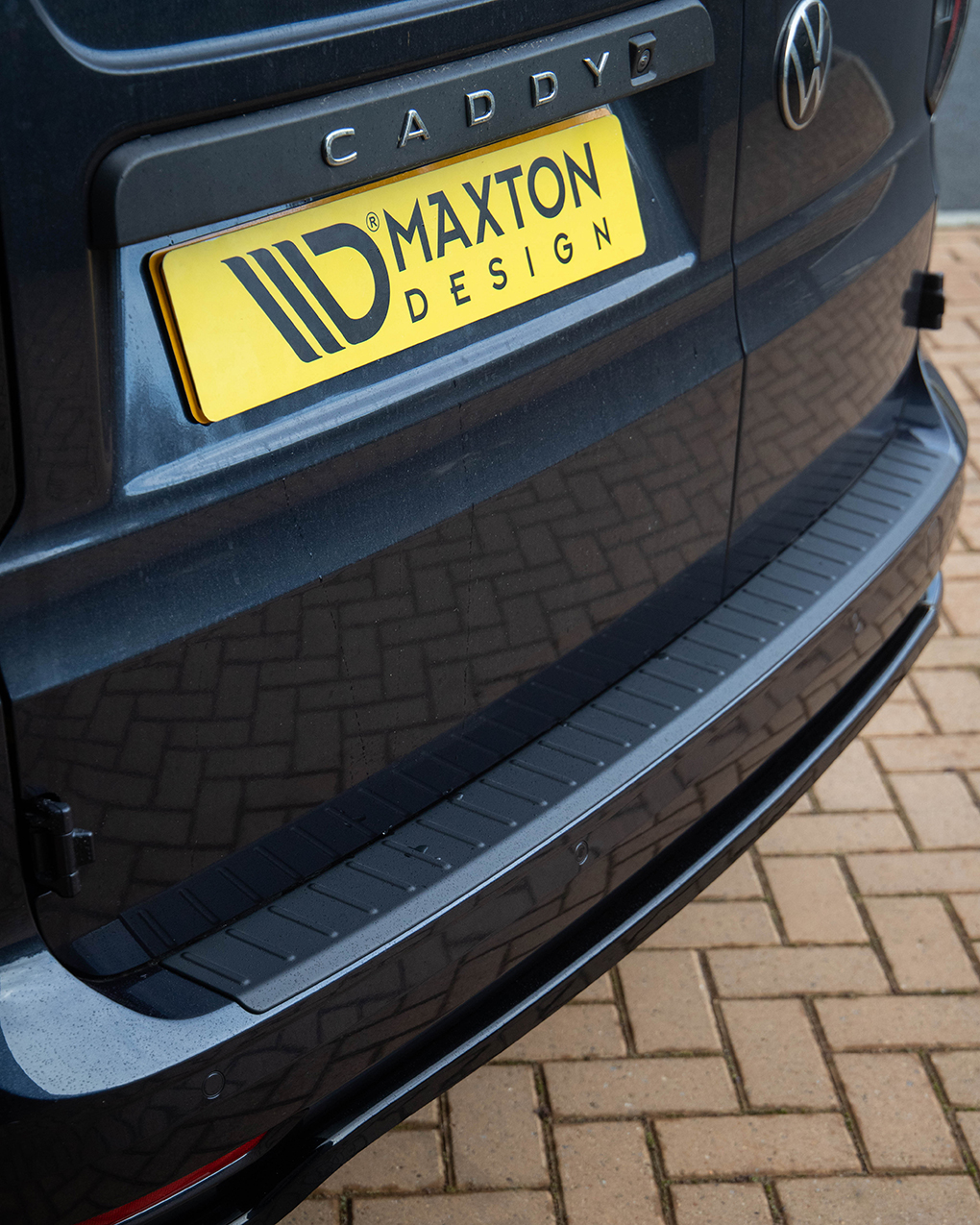 Maxton Design Central Rear Splitter on a VW Caddy