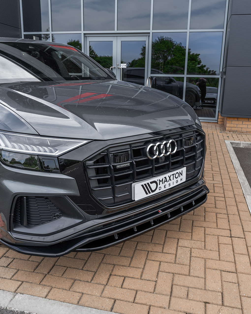 Maxton Design Front Splitter on the Audi Q8 S-Line