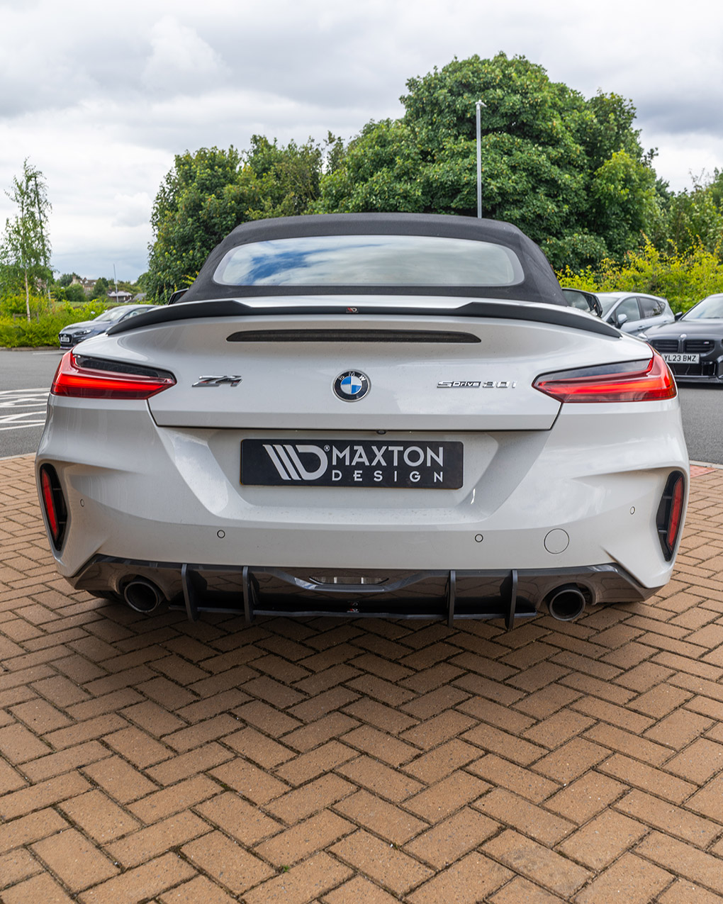 BMW Z4 Rear Valance