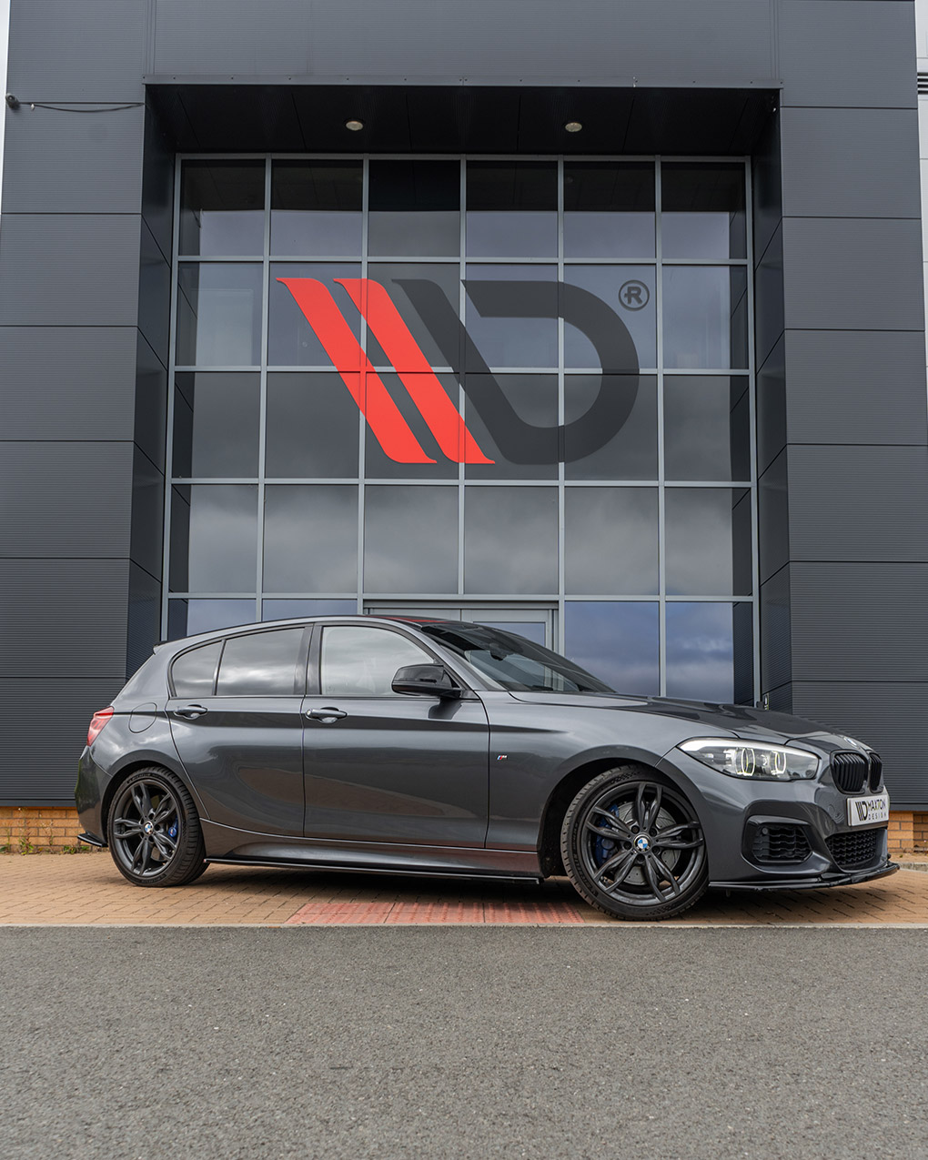 BMW M140i