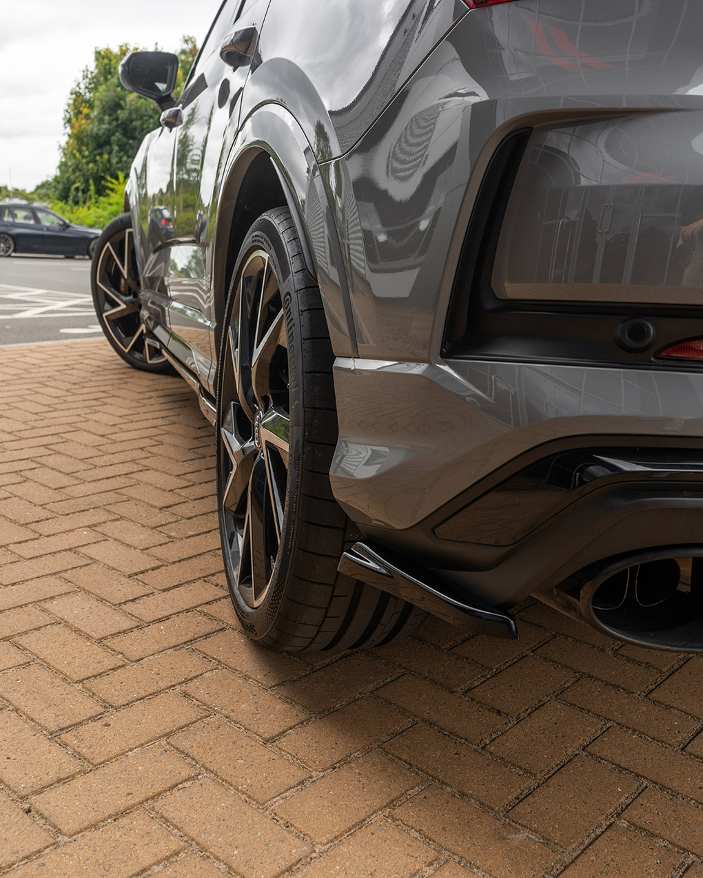 Rear Side Splitters